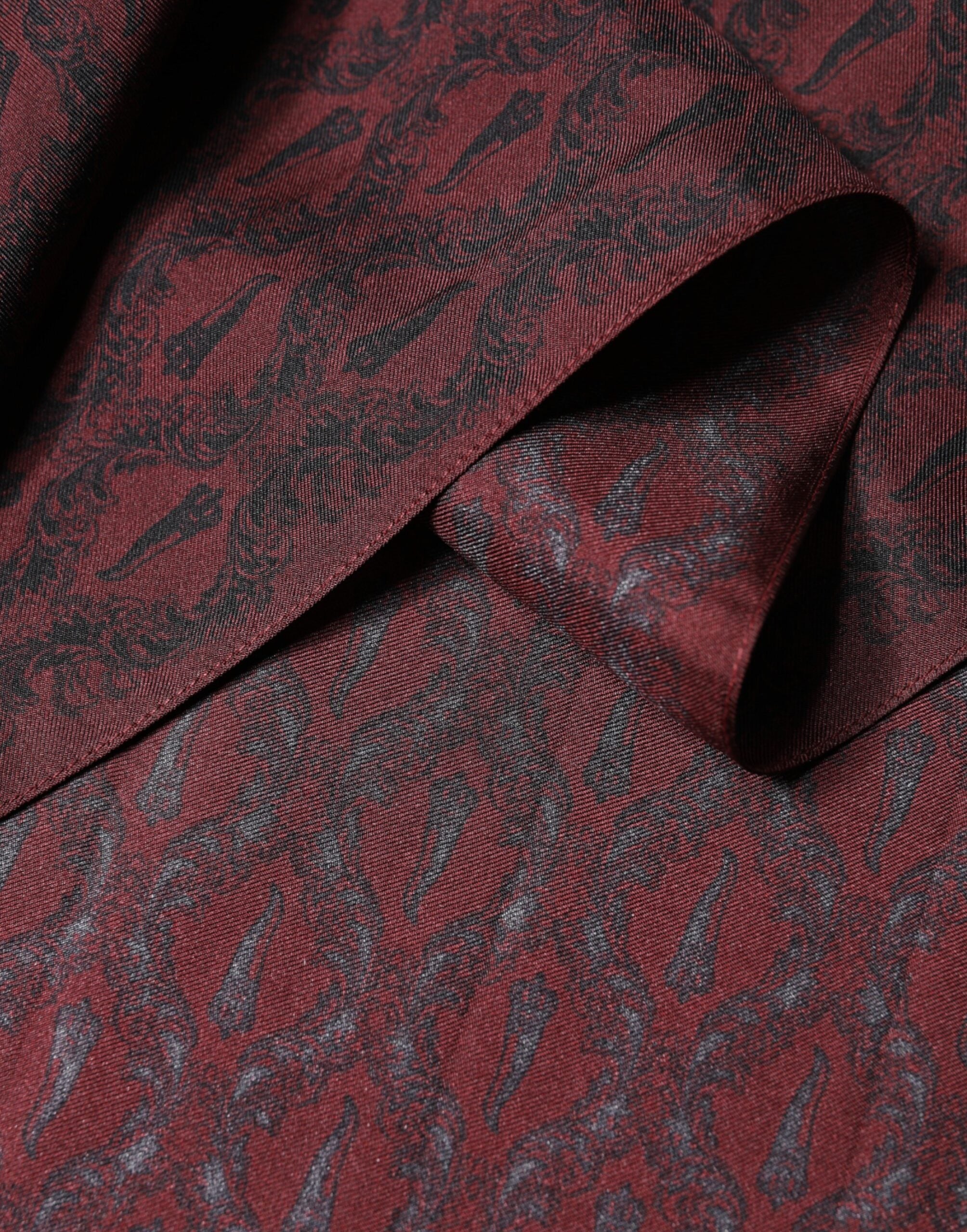 Dolce & Gabbana Bordeaux gemusterter Seidenwickelschal Herren 133cm x 22cm